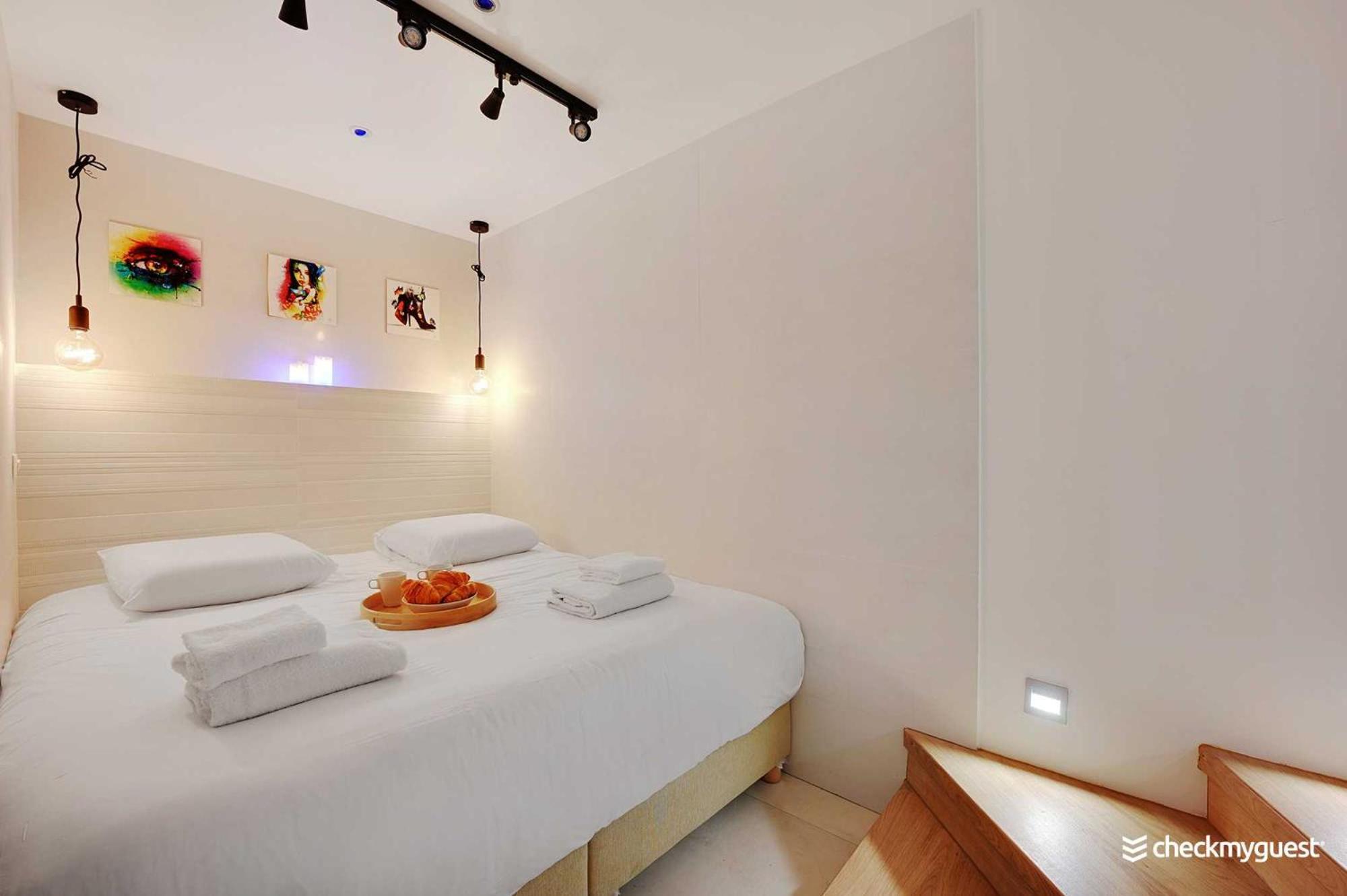 Intimate Apartment With Air Conditioner & Jacuzzi 2Br 6P Montmartre Paryż Zewnętrze zdjęcie