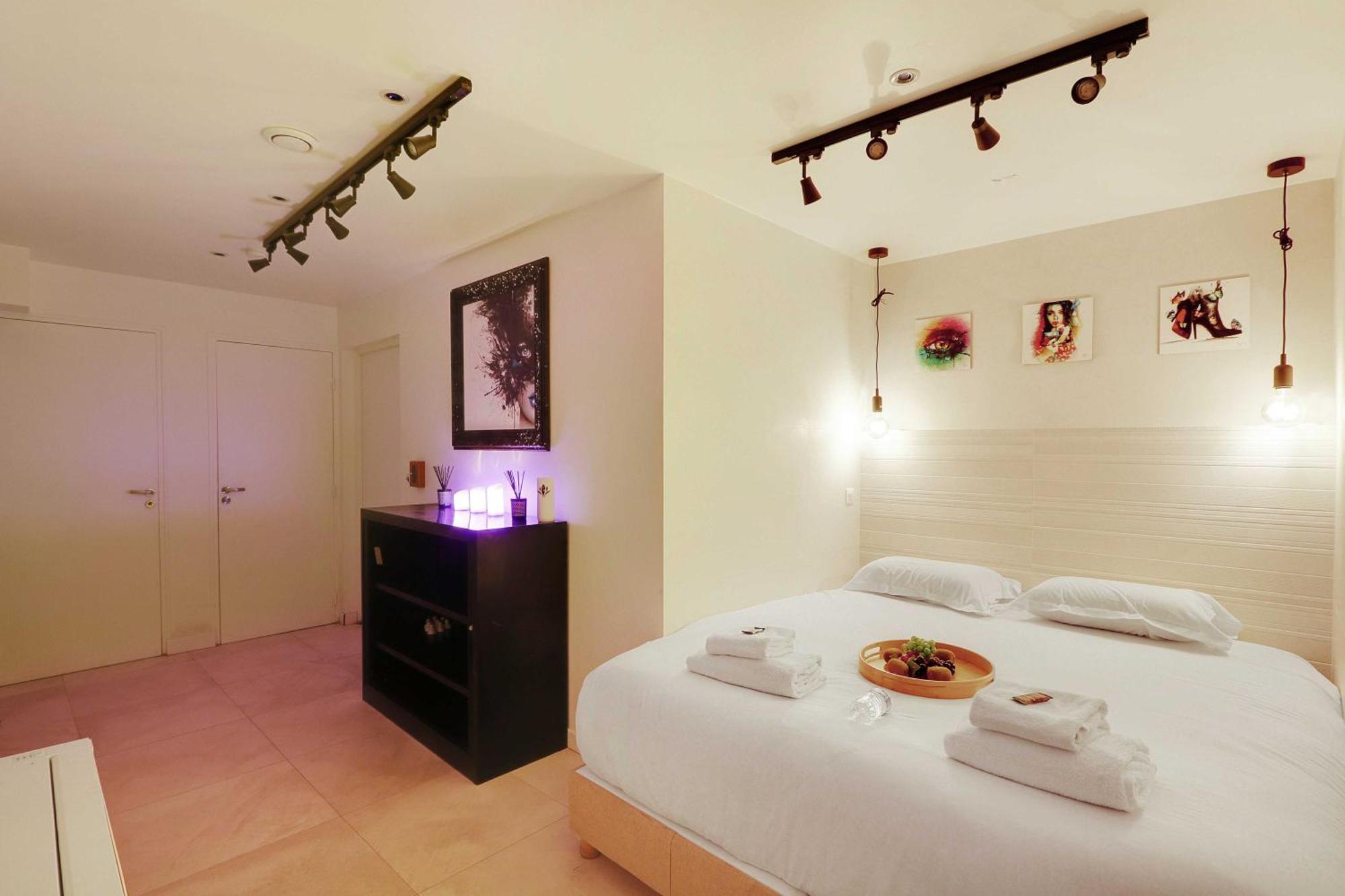 Intimate Apartment With Air Conditioner & Jacuzzi 2Br 6P Montmartre Paryż Zewnętrze zdjęcie
