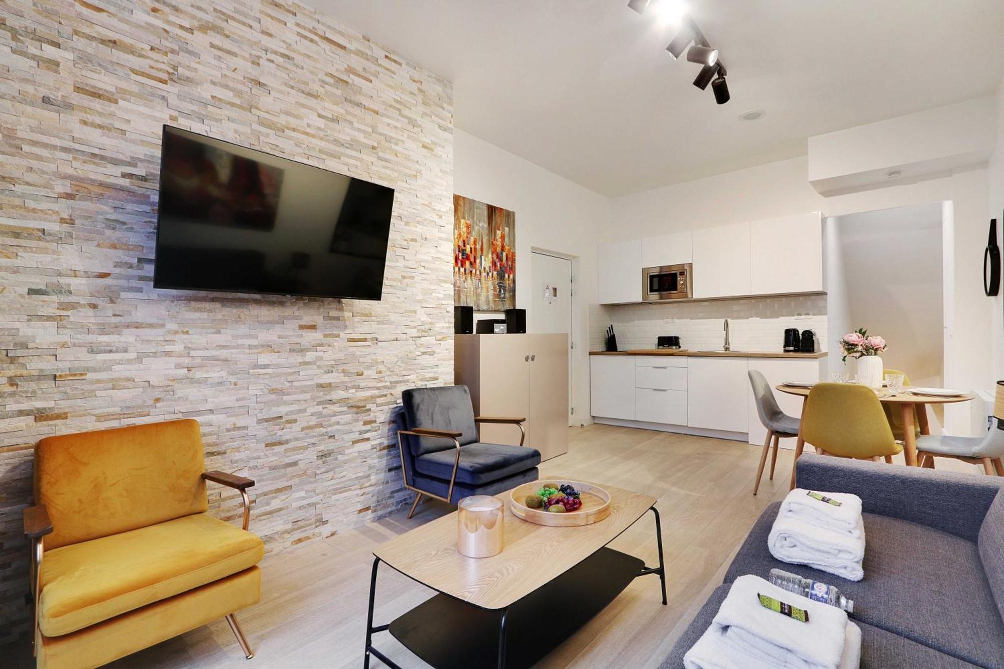 Intimate Apartment With Air Conditioner & Jacuzzi 2Br 6P Montmartre Paryż Zewnętrze zdjęcie