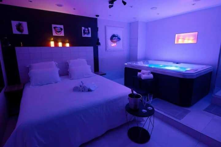 Intimate Apartment With Air Conditioner & Jacuzzi 2Br 6P Montmartre Paryż Zewnętrze zdjęcie
